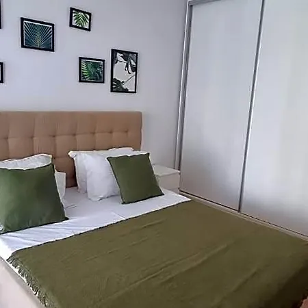 Onix Blue 17 - Mamaia Nord Apartament *