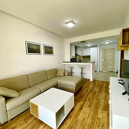 Onix Blue 17 - Mamaia Nord *